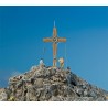 Croix de sommet avec pic de montagne / Summit cross with mountain peak H0