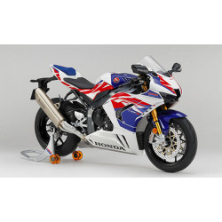 Honda CBR1000RR-R Fireblade 1-12