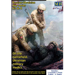 On the battlefield. Ukrainian military medics. kit № 8. ( Russian-Ukrainian War series)1-35