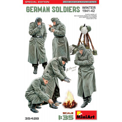 German Soldiers Winter '41-42 1/35