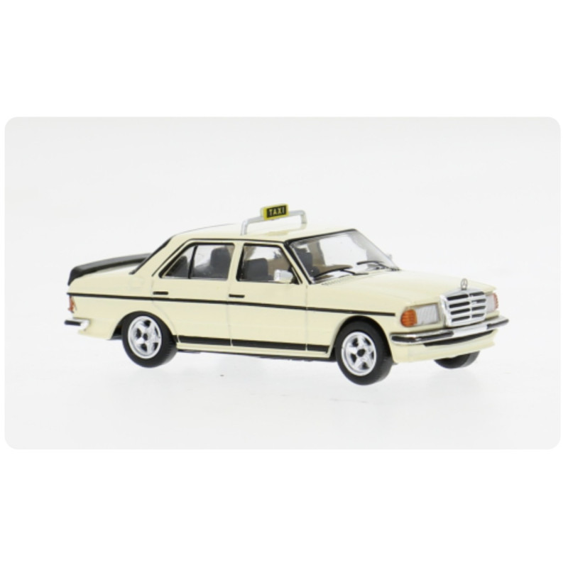 W123 AMG, Light Ivoyr 1/87